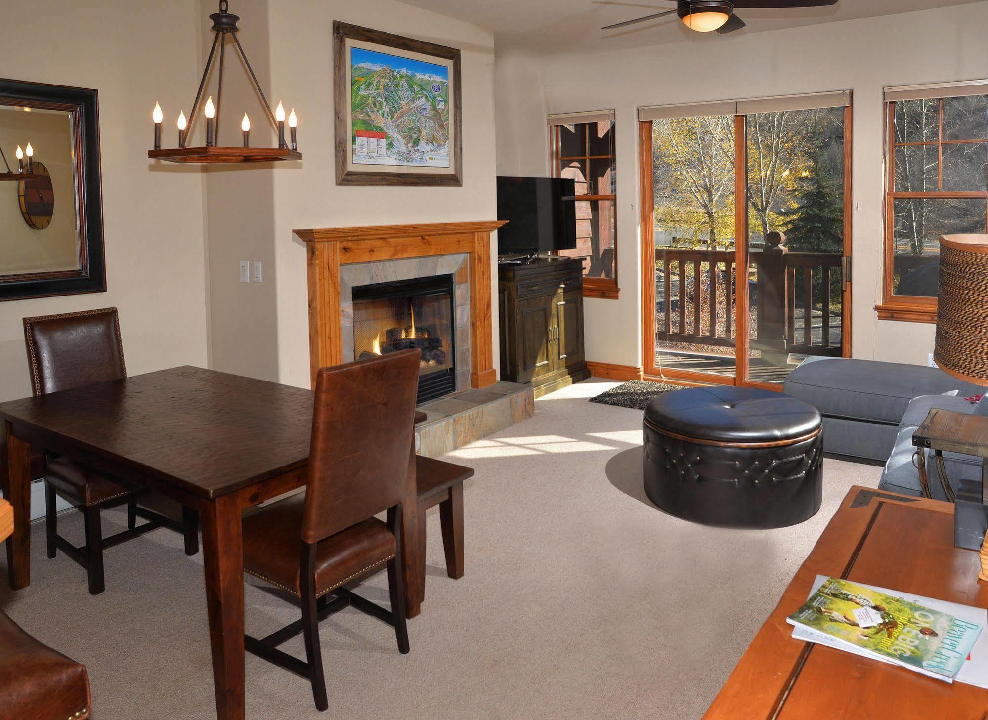 Lodge At Brookside Avon Village Kültér fotó