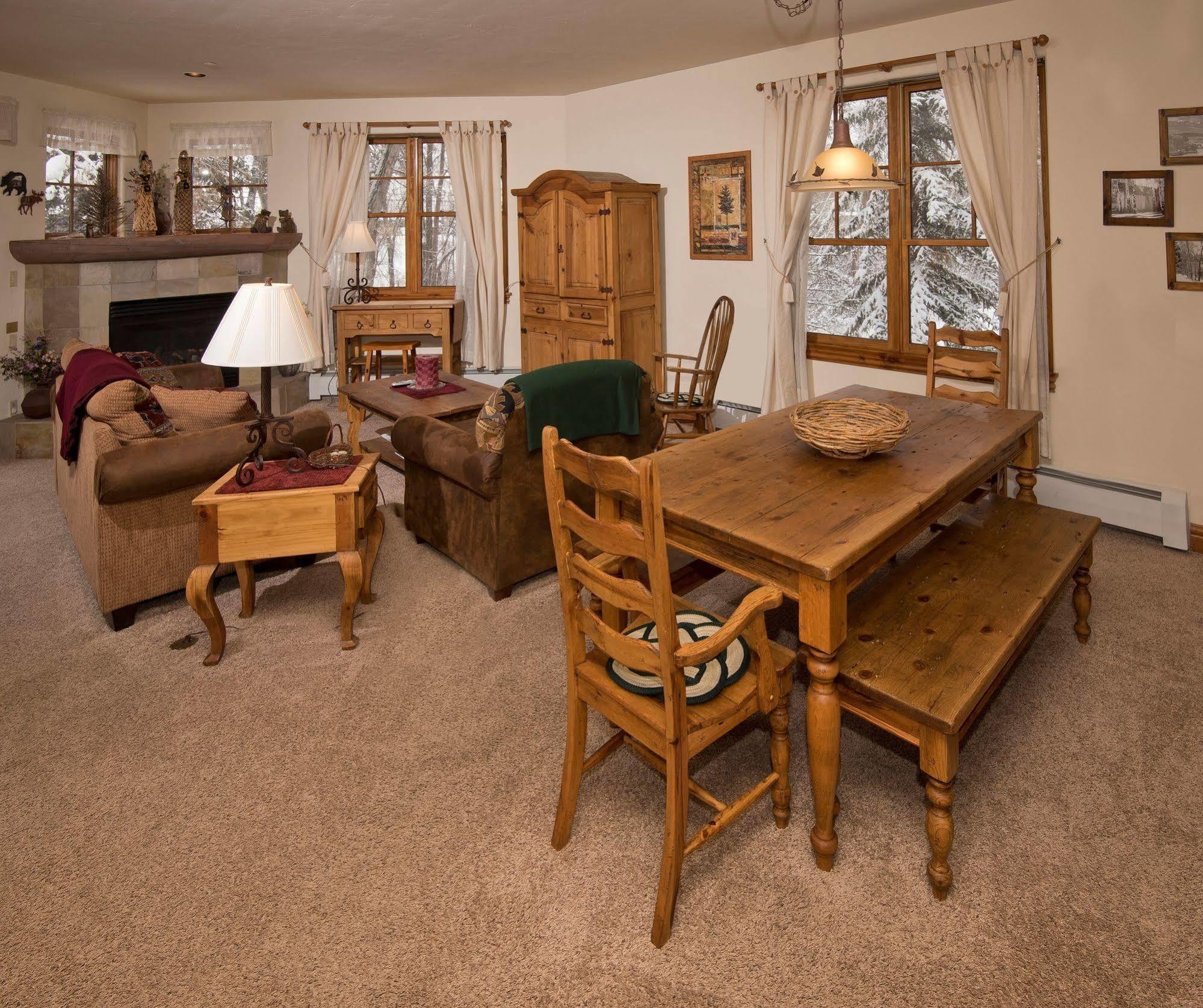 Lodge At Brookside Avon Village Kültér fotó