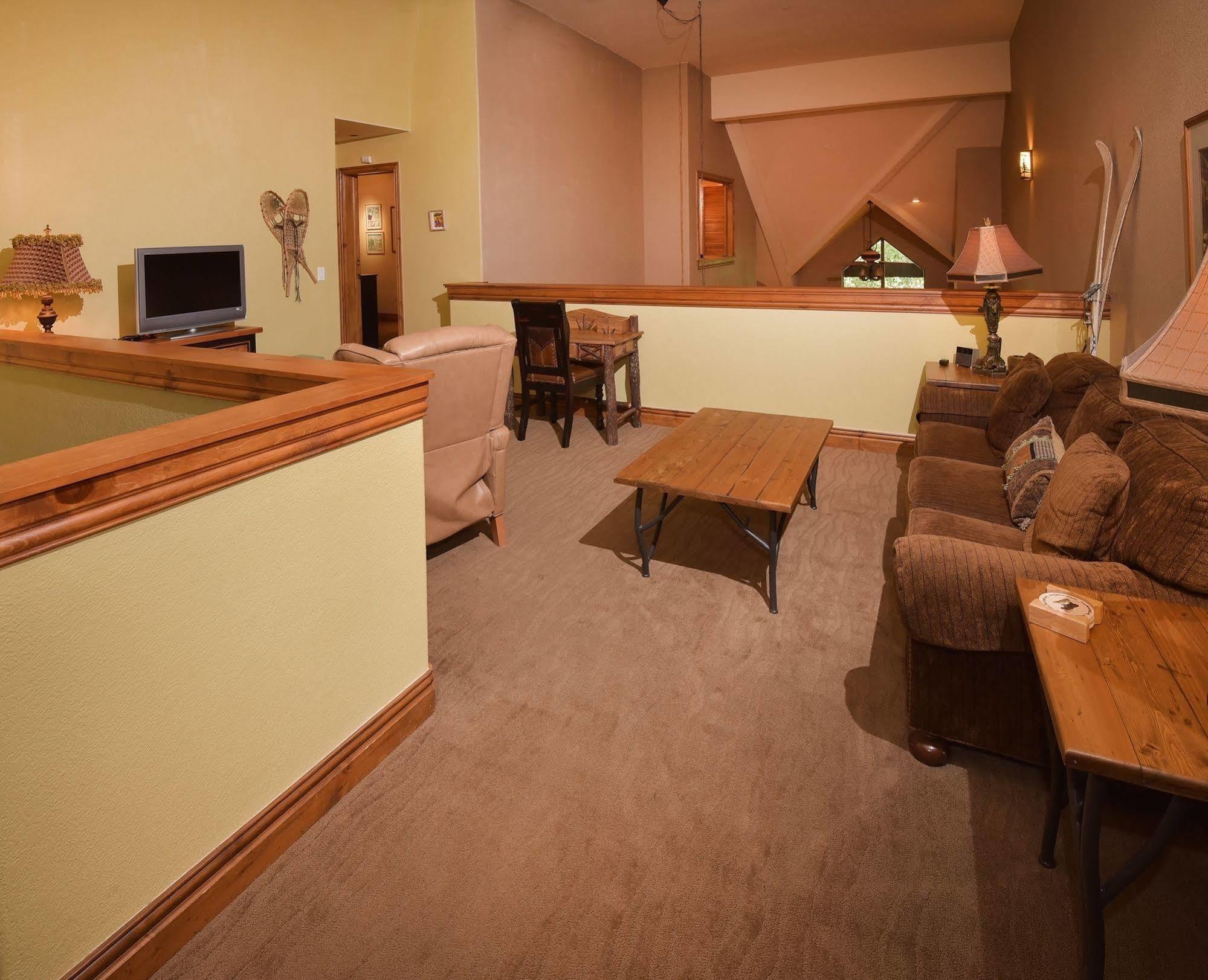 Lodge At Brookside Avon Village Kültér fotó
